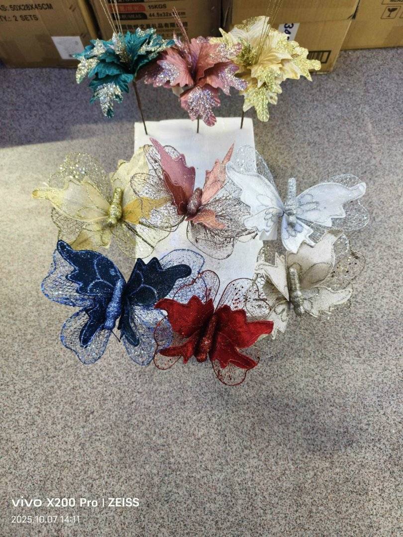 Fluture decorativ cu sclipici 25 cm