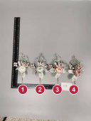 Decoratiune mica cu floare si bobite