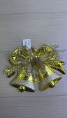 Ornament cu doi clopotei aurii si funda