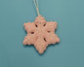 Ornament de brad fulg de zapada roz