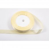 Panglica Satin 1.5cm/22m Crem Deschis 008