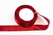 Panglica Satin 2.5cm/22m ROSU INCHIS 033